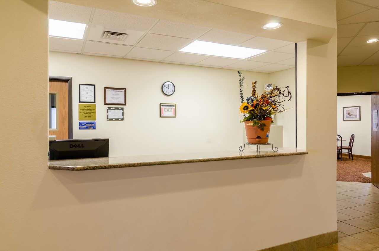 Rodeway Inn Larned Ngoại thất bức ảnh